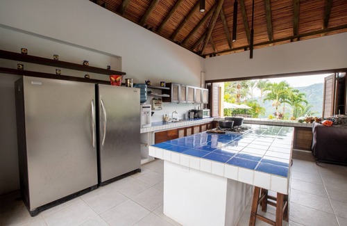 Anapoima Villa | Anp052 - Luxury villa with pool in Mesa de Yeguas