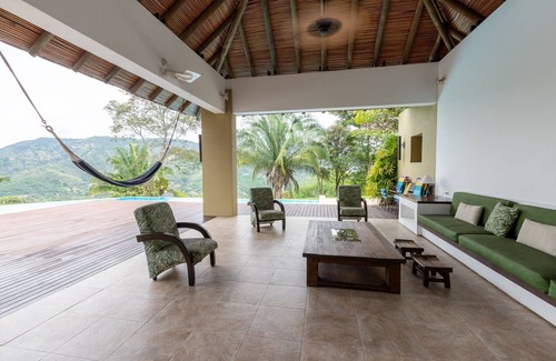 Anapoima Villa | Anp052 - Luxury villa with pool in Mesa de Yeguas