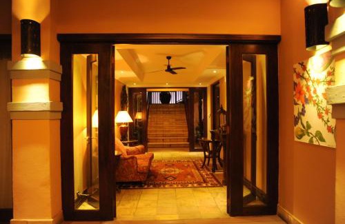 Brandwag Hotel | Anta Boga Hotel