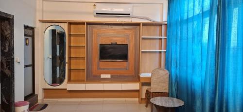 Lake Swaroop Sagar House | Antariksh