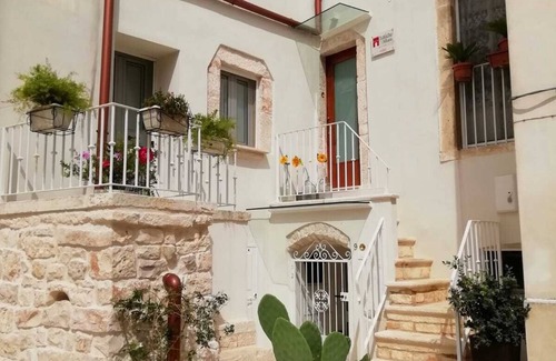 Turi House | Antiche Mura Apartments "Nido di Puglia"