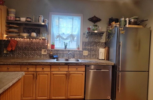 Salem House | Antique 3 bdrm Home near Downtown Salem, MA. Dog-Friendly