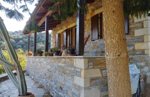 Steni Dirfyos House | Antonis Stone house