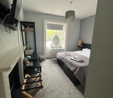 Amesbury Hotel | Antrobus Hotel