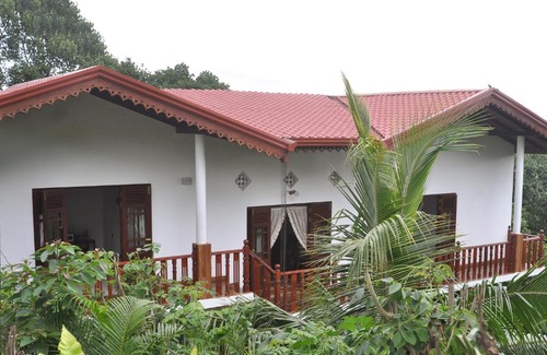 Hantana House | Anu Hanthana Birds Cage