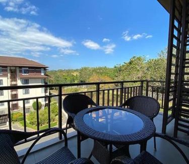 Morong Apartment | Anvaya Cove Penthouse Unit 10-2 BR.