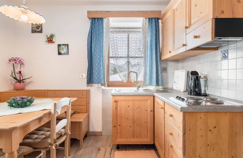 Livinallongo del Col di Lana Apartment | Apartment 'Agriturismo El Cirum Boe' with Mountain View, Private Garden and Wi-Fi