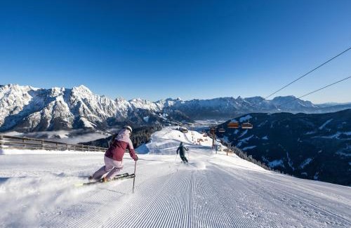 Saalfelden am Steinernen Meer Apartment | Apartment in Saalfelden near Ski Slopes