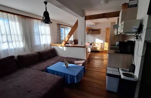 Sankt Margarethen im Lungau Apartment | Apartment 'Aineckblick' with Mountain View and Wi-Fi