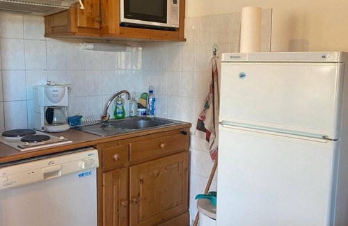 Saint-Colomban-des-Villards Apartment | Apartment 'Le Ressoutan' with Mountain View and Balcony