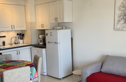 Merville-Franceville-Plage Apartment | Apartment Merville-Franceville-Plage, 1 bedroom, 4 persons