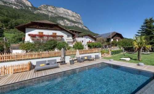 Perdonig/Predonico Apartment | Apartments Schmalzerhof - Eppan an der Weinstraße