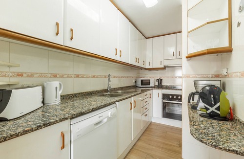 Sant Andreu de Llavaneres Apartment | Apartment 'Llavaneras 2' close to the Beach with Sea View, Wi-Fi and Air Conditioning