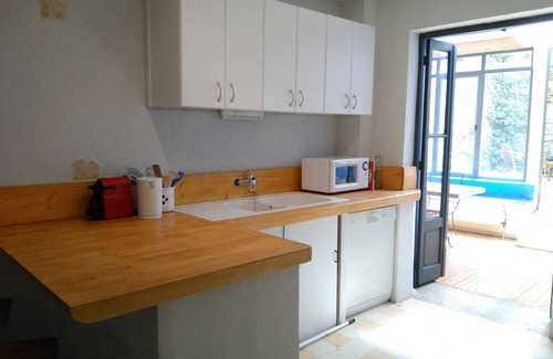 Saint-Paul-Trois-Chateaux Apartment | Apartment with Terrace – Saint-Paul-Trois-Châteaux, Drôme Provençale