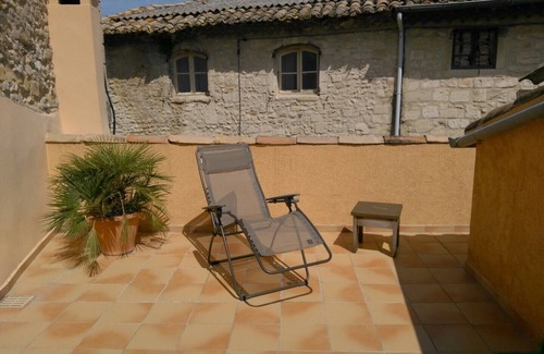 Saint-Paul-Trois-Chateaux Apartment | Apartment with Terrace – Saint-Paul-Trois-Châteaux, Drôme Provençale