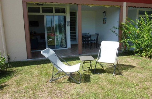 Grand-Bourg Apartment | Apartment Toumalacaï 209 Village kawann