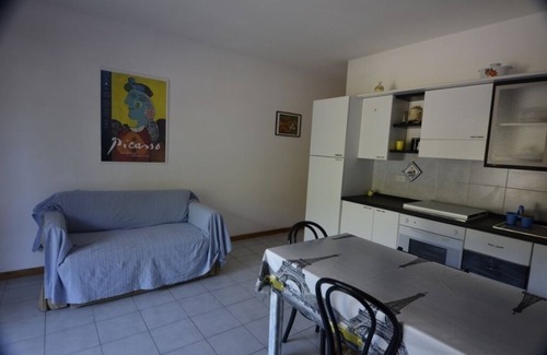 Castiglione della Pescaia Apartment | Apartment 150 meters from the sea with olive country