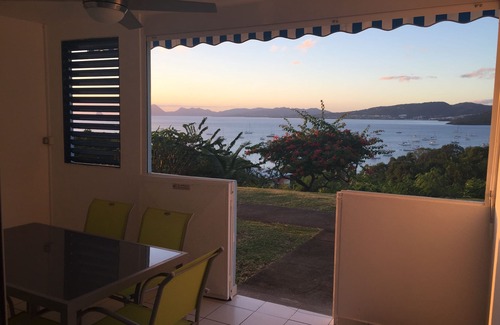 Sainte-Anne Apartment | Apart. Luxury F3 on the ground floor with exceptional sea views