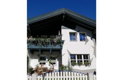 Aschau Im Zillertal House | Apart Rosi Comfortable holiday residence