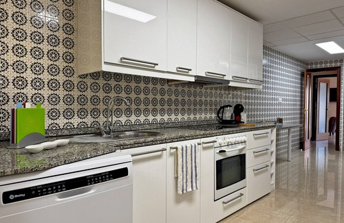 Jerez de la Frontera Old Town Apartment | Apartamento Larga 65 - Ole Solutions