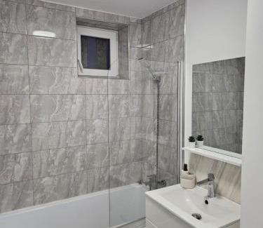 Onesti Apartment | Apartament 2 camere