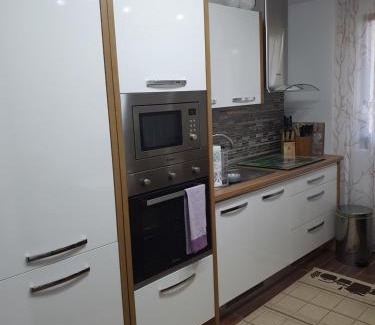 Orsova Apartment | Apartament Alina Orsova