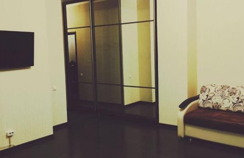 Novo-Savinovskiy Apartment | Apartament on Chistopolskaya 36