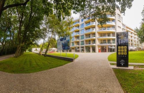 West Pomeranian Voivodeship Apartment | Apartament przy plaży - darmowe SPA, Basen, Hotel Diune