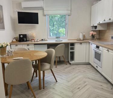 Tirnaveni Apartment | Apartament Victoria