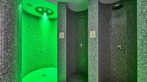 Szklarska Poreba Apartment | Apartament widokowy "ROCCA VIEW" STONE HILL RESORT z basenem i saunami
