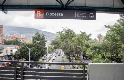 La America Apartment | Apartamento acogedor barrio la Floresta Medellín