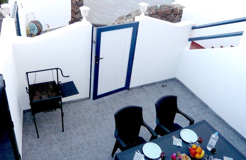 Tias Apartment | Apartamento Bueno : Apartment in a private House (quiet rural area)