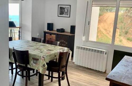 Salionc Apartment | “Apartamento Cala Salions en Tossa de Mar.... con vistas y cerca a la playa”