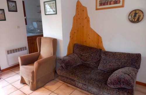 Sainte-Leocadie Apartment | Apartamento con amplio jardín cerca de Puigcerdà