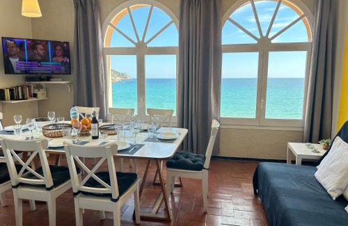 La Fosca Apartment | Apartamento con jardín a 11 metros de la playa. SE.