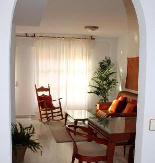 Distrito Sur Apartment | Apartamento Con Patio Cerca Mezquita