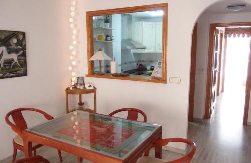 Distrito Sur Apartment | Apartamento Con Patio Cerca Mezquita