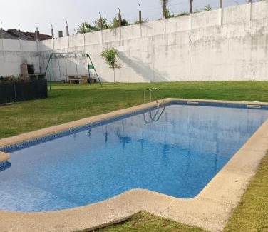 Dean Pequeno Apartment | Apartamento con terraza y piscina