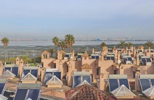 Centro Comercial Bahia Sur Apartment | Apartamento con vistas Bahia Sur