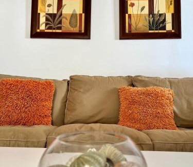 La Isleta del Moro Apartment | Apartamento de 3 dormitorios a 60 m de la playa en la Isleta, Cabo de Gata