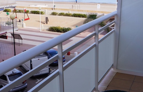 Daimuz Apartment | Apartamento Delante DEL Mar, EN Primera Linea DE MAR