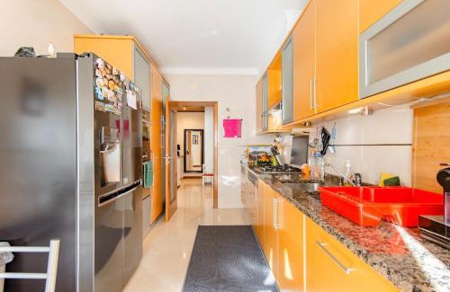 Santa Iria de Azoia Apartment | Apartamento Deluxe 3 bedroom