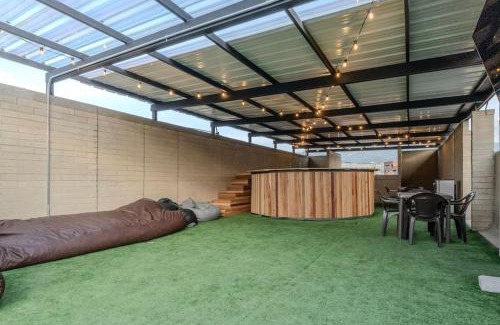 Florida Nueva Apartment | Apartamento en Laureles 2BR con rooftop y piscina 702