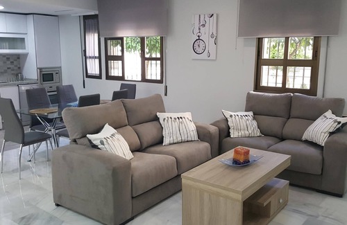 La Trinidad-San Juan y Todos los Santos Apartment | Apartamento entre Patios Valladares