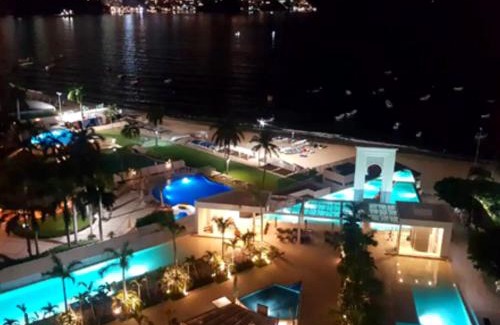 Costa Azul Apartment | Apartamento Frente al Mar en Acapulco