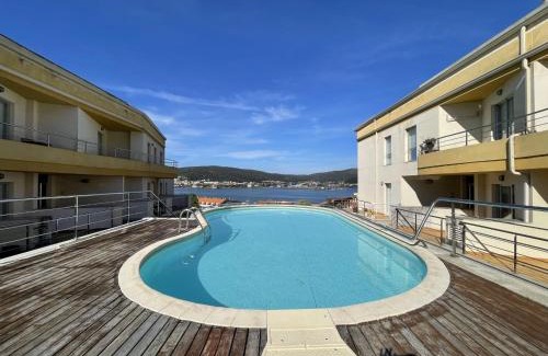 Corcubion Apartment | Apartamento Playa de Quenxe