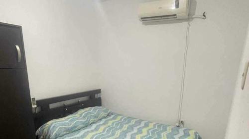 Valledupar Apartment | APARTAMENTO SENCILLO 3 PERSONAS AIRE ACONDICIONADO - NO PARQUEADERO - Excelente Ubicacion
