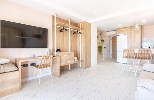 Almeria Apartment | Apartamentos Paseo Marítimo 4