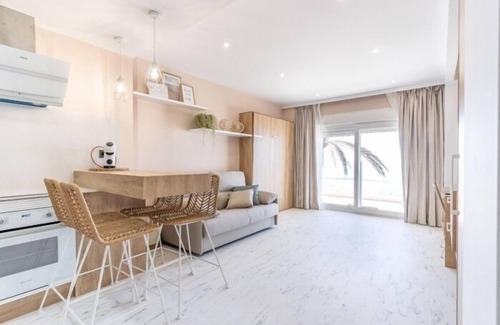 Almeria Apartment | Apartamentos Paseo Marítimo 4