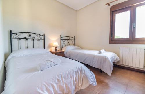 Laredo Apartment | Apartamentos privados con jardín y barbacoa compartida en Laredo